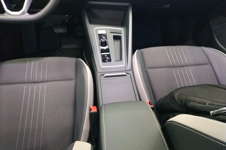 Used Volkswagen Golf 2021 200TSI DSG Pro