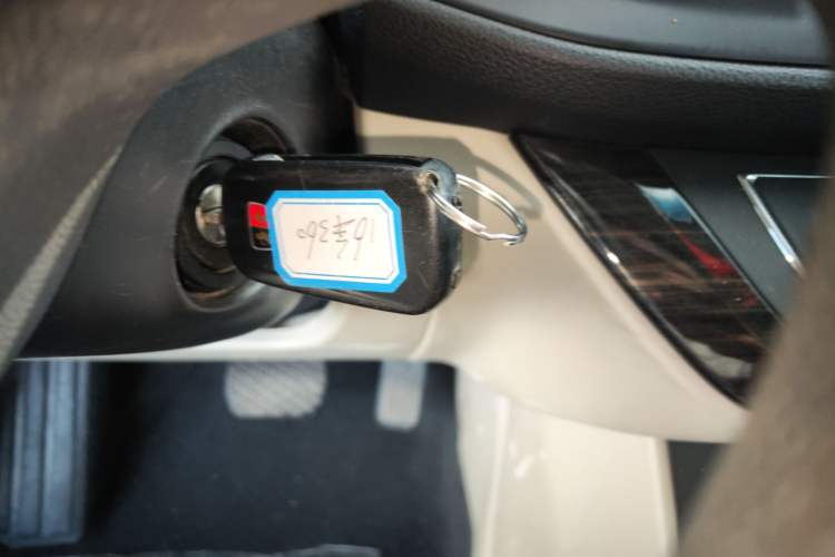 Used Roewe 360 2015 20T TST Deluxe Edition

