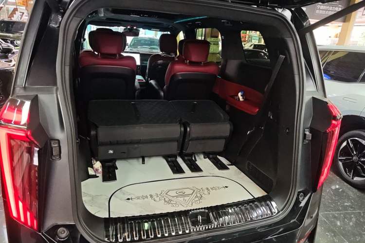 Used GAC Trumpchi M8 2023 Zongshi Series Dual-Motor Flagship Edition