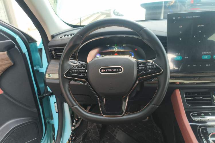 Used Skyworth HT-i 2022 1.5L PHEV 205KM Zhiyuan Edition Plus
