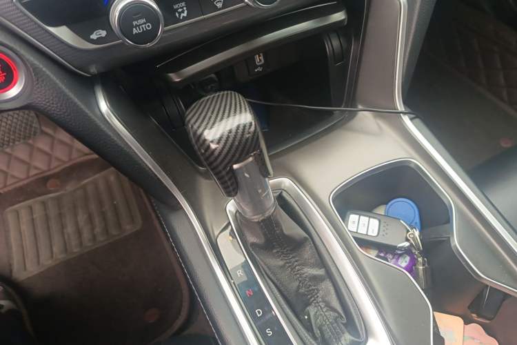 Used Honda Accord 2018 260TURBO Luxury Edition China V Emission Standard Gear Lever