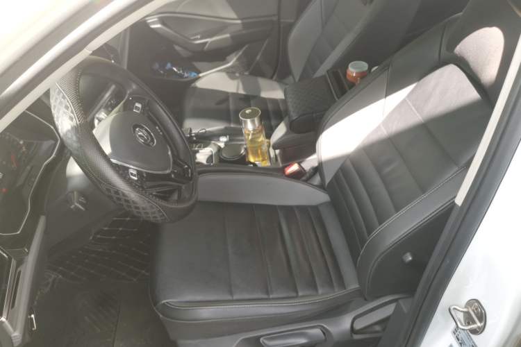 Used Volkswagen Sagitar 2019 280TSI DSG Comfort Version China VI Standard Left Front Seat