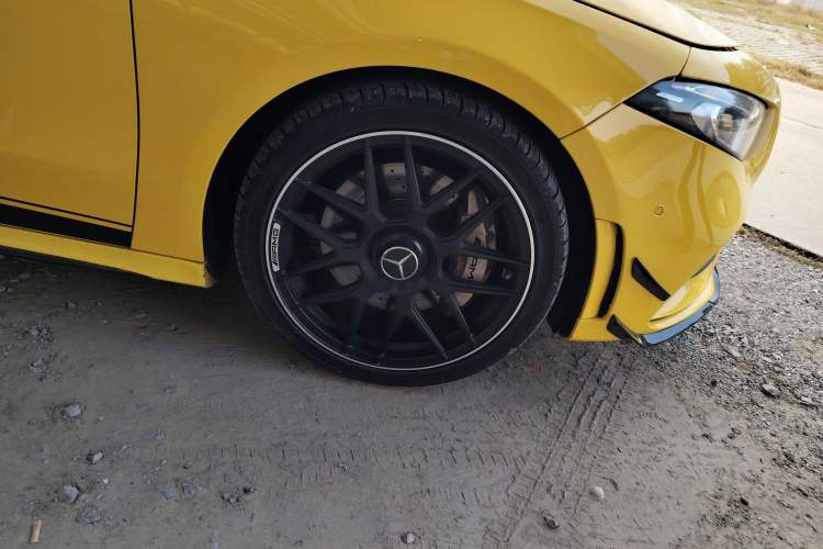 Used Mercedes-Benz A AMG 2020 AMG A 35 4MATIC Right Front Wheel Hub
