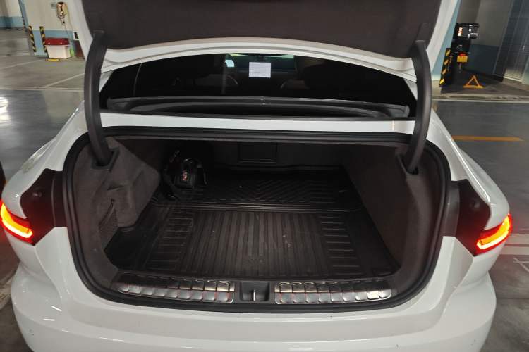 Used Nio ET7 2022 100kWh First Edition
