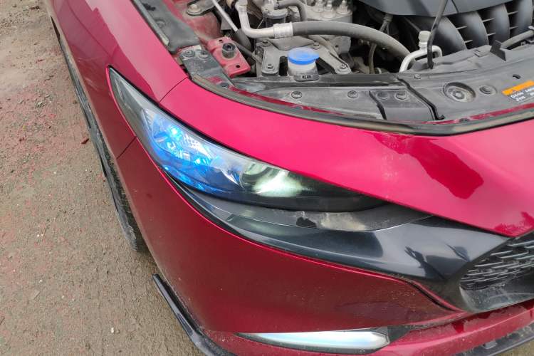 Used Mazda 3 Axela 2020 2.0L Automatic Zhiya Edition Right Front Headlight
