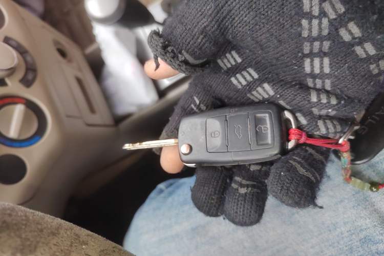 Used Chevrolet Lova 2010 1.4 AT Fashion Edition
