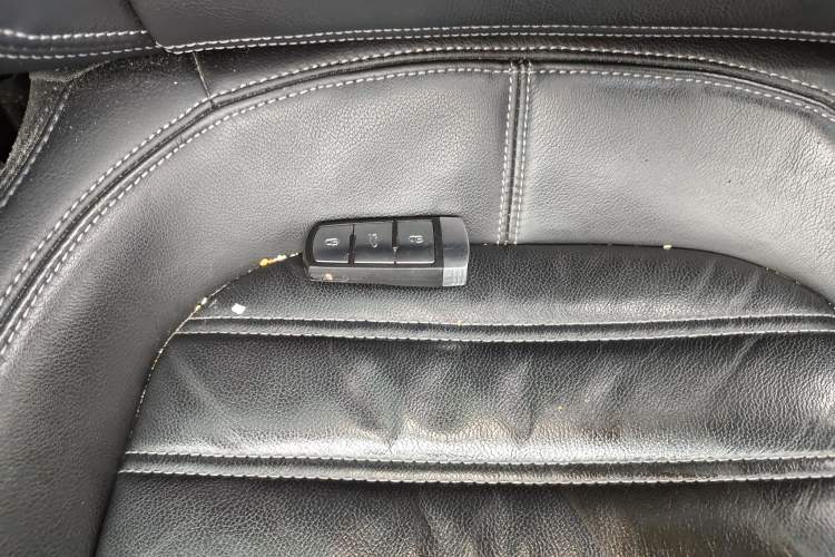 Used Volkswagen FAW-Volkswagen CC 2016 1.8TSI Prestige Model Vehicle Key