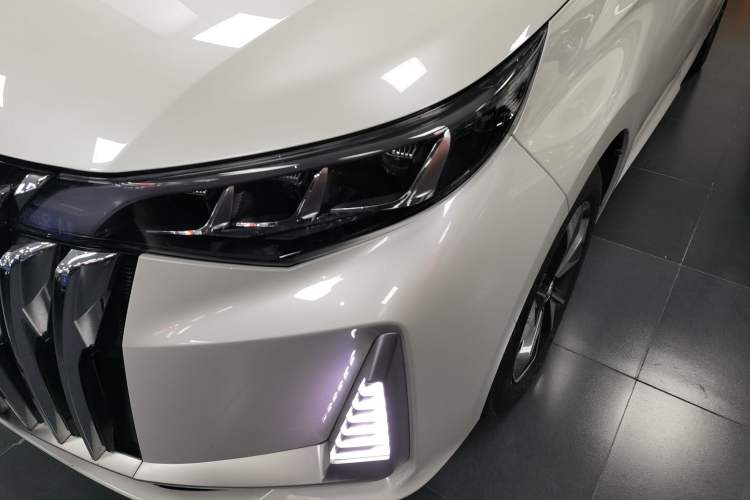 Used GAC Trumpchi M6 2023 PRO 270T DCT Luxury Edition