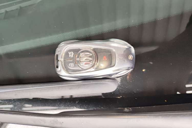 Used Buick Regal 2024 28T Luxury Edition Vehicle Key