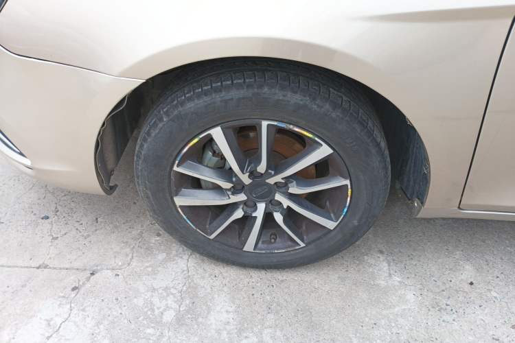 Used Geely Auto Emgrand 2020 1.5L Manual Upward Edition Left Front Wheel Hub