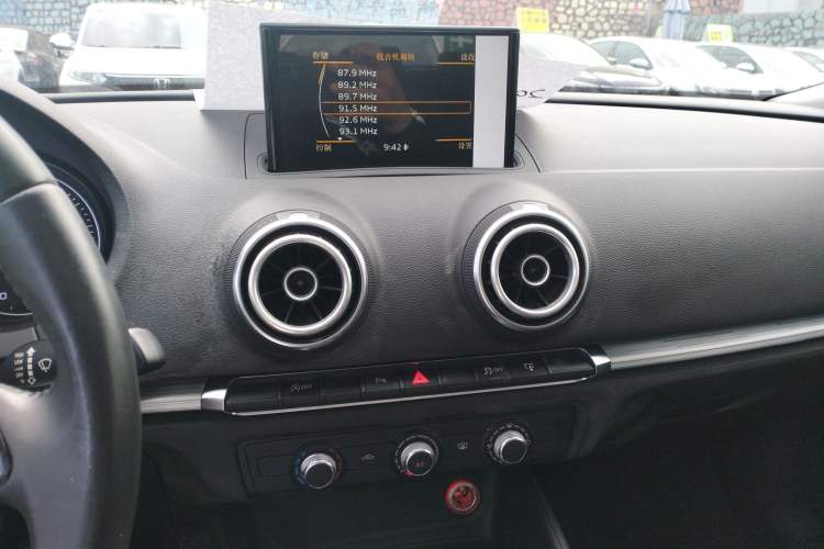 Used Audi A3 2016 Sportback 35 TFSI Ambition Audio And AC Panel