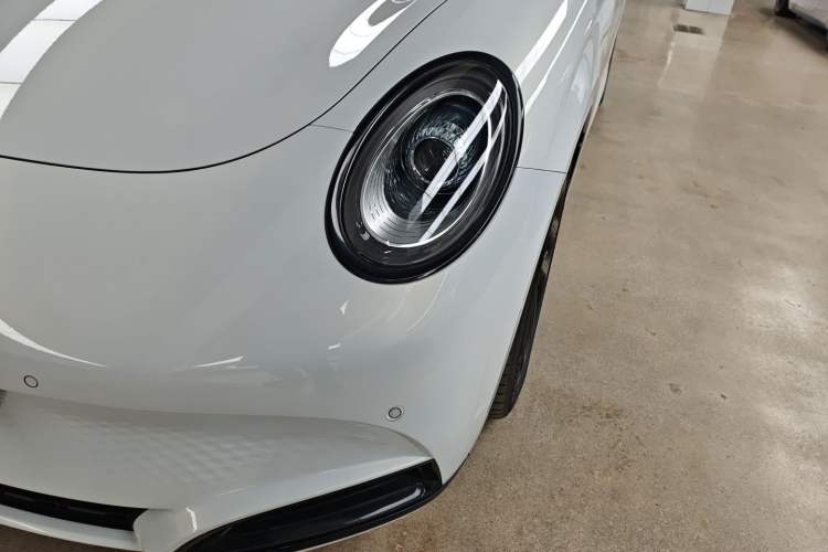 Used ORA Lightning Cat 2024 Dark Night Edition 555km Prestige Version
