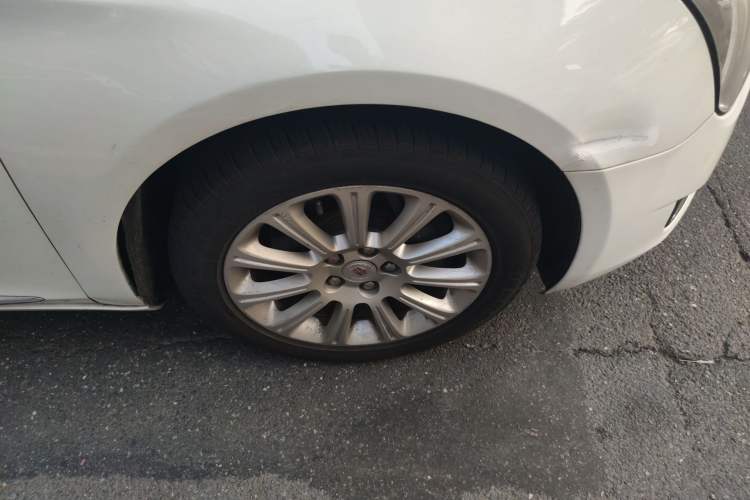 Used Cadillac XTS 2013 28T Comfort Model
