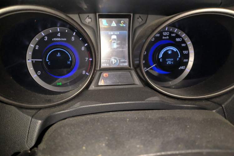 Used CHANGAN CS75 2014 1.8T Automatic Elite Version China V Standard