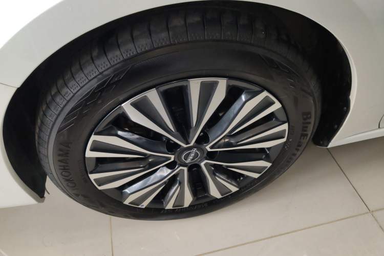 Used Nissan Teana 2022 2.0L XL-TLS Enjoyment Edition Left Front Wheel Hub