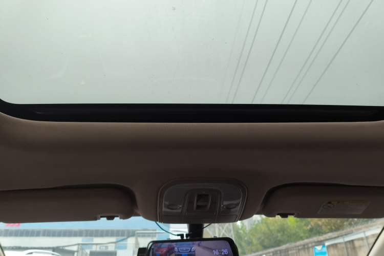 Used BYD Song MAX 2019 1.5T Automatic Smart Connect Ruiyi Sunroof Model 7 Seats China VI Standard
