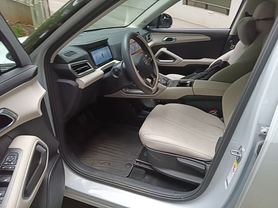 BYD Yuan UP 2024 401KM Leading Edition — снимка 18