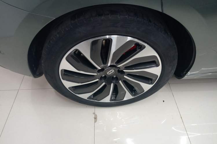 Used Hima AITO M5 2022 Extended-Range Four-Wheel Drive Ultimate Edition Exterior 5