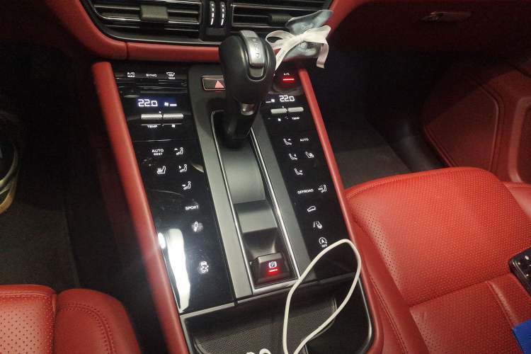 Used Porsche Macan 2023 Macan 2.0T