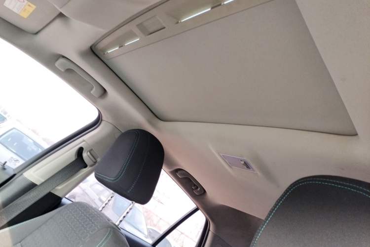 Used Chevrolet Trax 2016 1.4T Automatic Two-Wheel Drive Comfort Version with Sunroof
