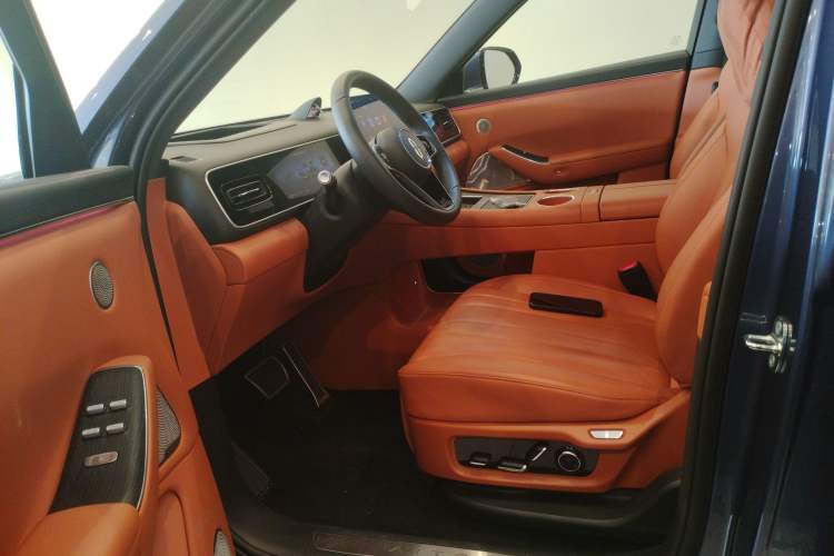 Used Hima AITO M7 2026 Model Range-Extending Ultra All-Wheel Drive 5-Seater Version Left Front Seat