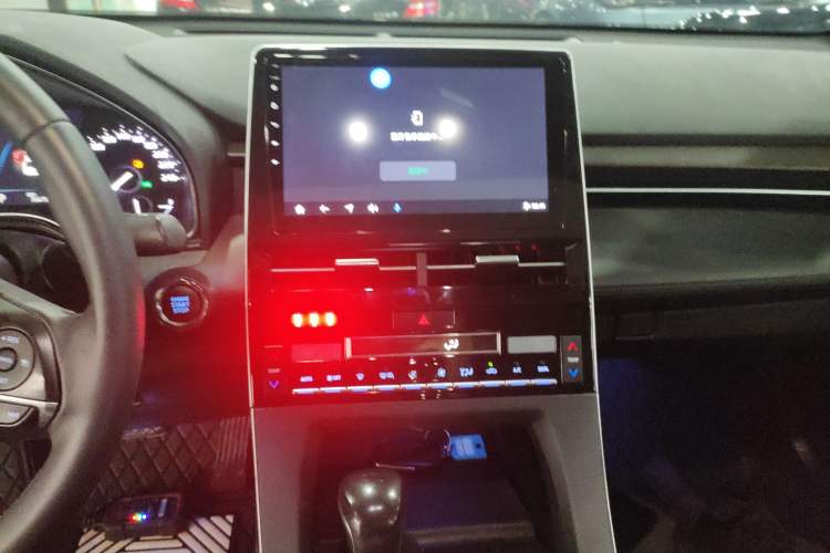 Used Toyota Avalon 2019 2.0L Luxury Edition China VI Standard Audio And AC Panel