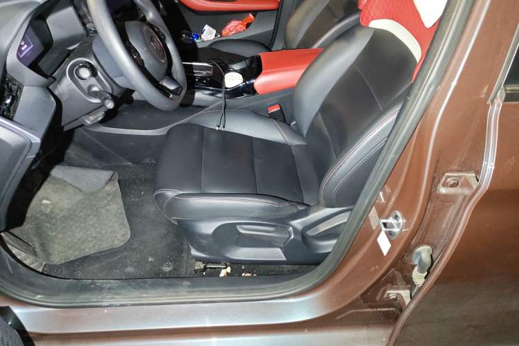 Used MG 5 2023 180 DVVT CVT Luxury Edition
