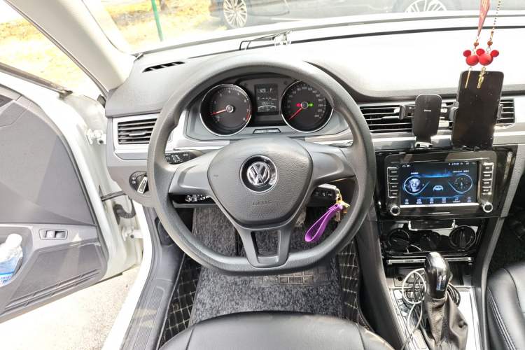 Used Volkswagen Bora 2019 Bora·Legend 1.5L Automatic Fashion Edition China V Standard
