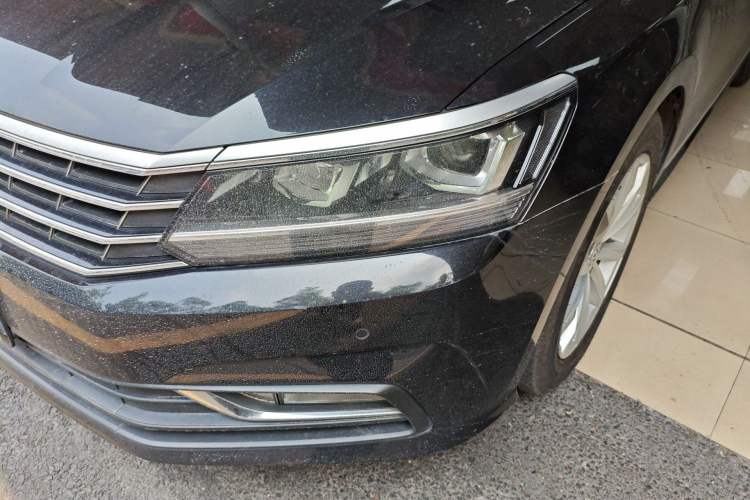 Used Volkswagen Passat 2017 280TSI DSG Luxury Edition Left Front Headlight
