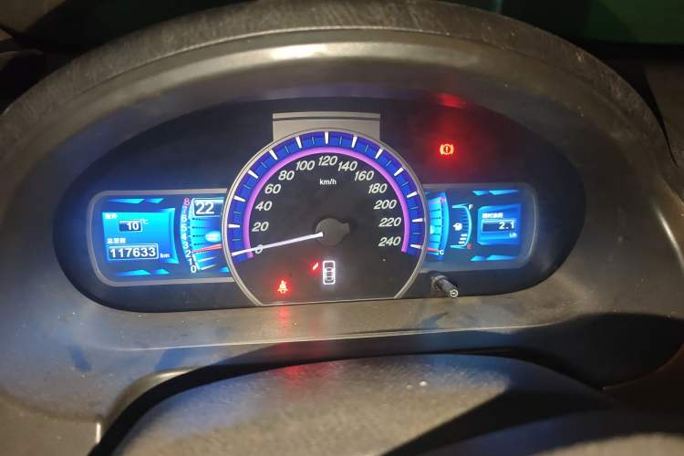 Used BYD S6 2013 Jingyue Edition 2.0L Manual Luxury Model 5 Seats
