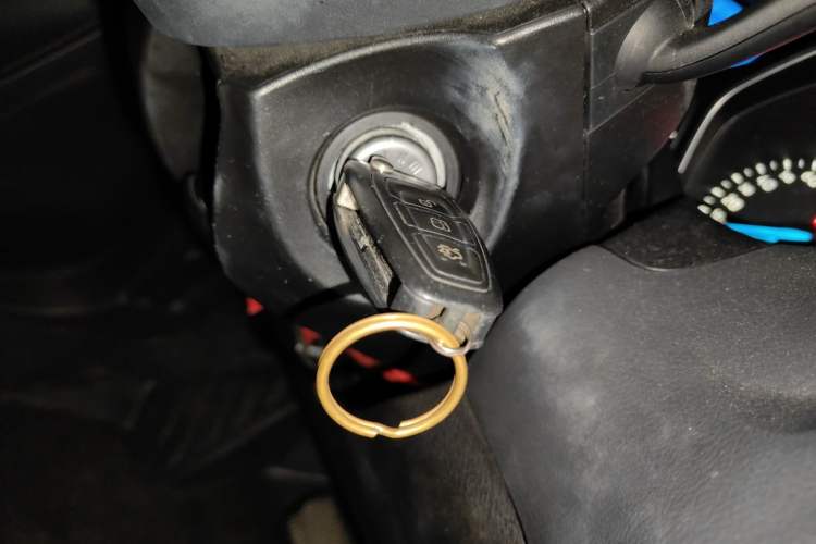 Used Ford Focus 2017 Sedan EcoBoost 125 Automatic Supreme Style SmartDrive Edition Vehicle Key