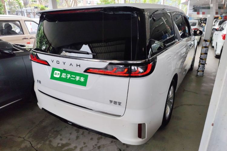 Used VOYAH Dream 2024 PHEV Extended-Range Premium Edition