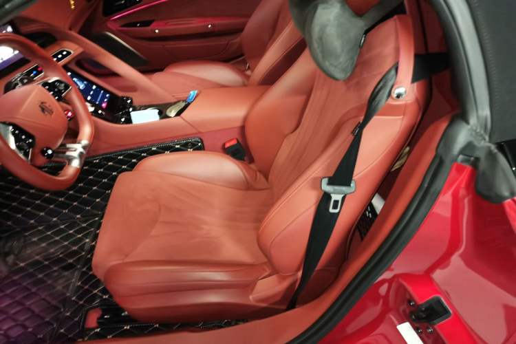 Used MG Cyberster 2024 520 km Legendary All-Wheel-Drive Version
