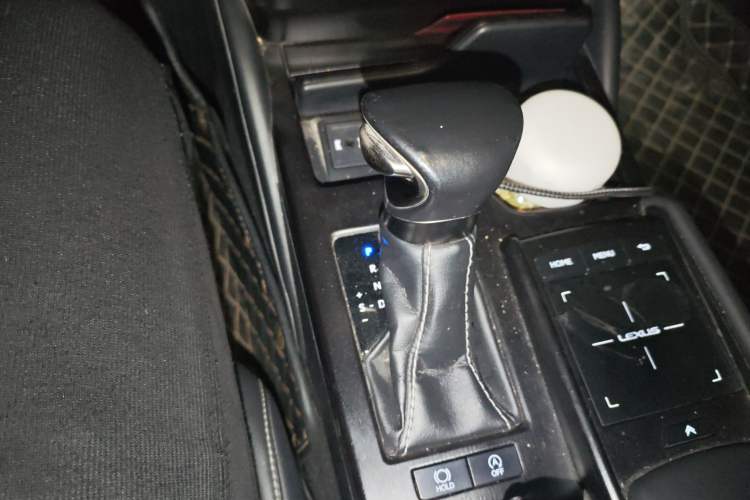 Used Lexus ES 2018 200 Excellence Edition China VI Standard
