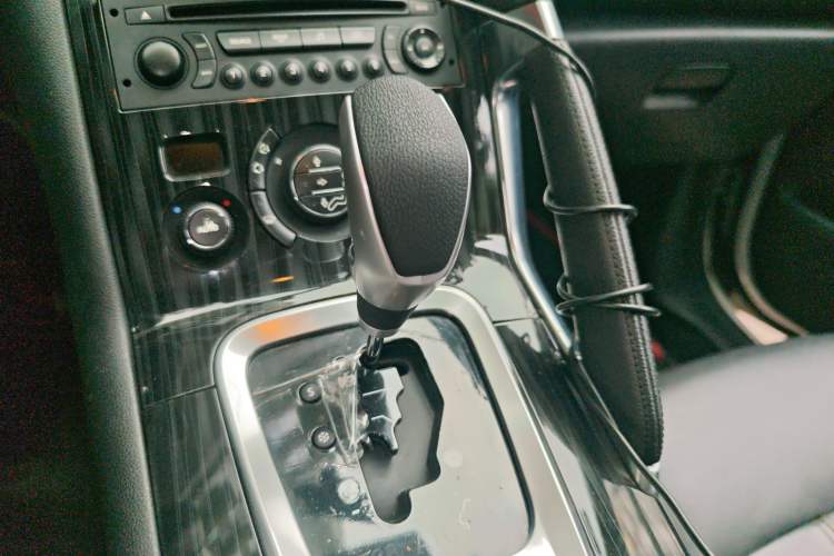 Used Peugeot 3008 2013 2.0L Automatic Trend Edition
