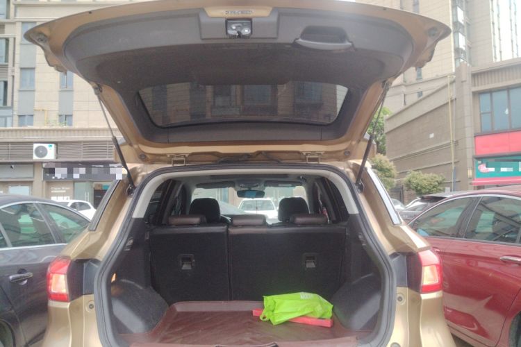 Used GAC Trumpchi GS4 2017 235T Automatic Two-Wheel Drive Luxury Smart Connectivity Version Trunk