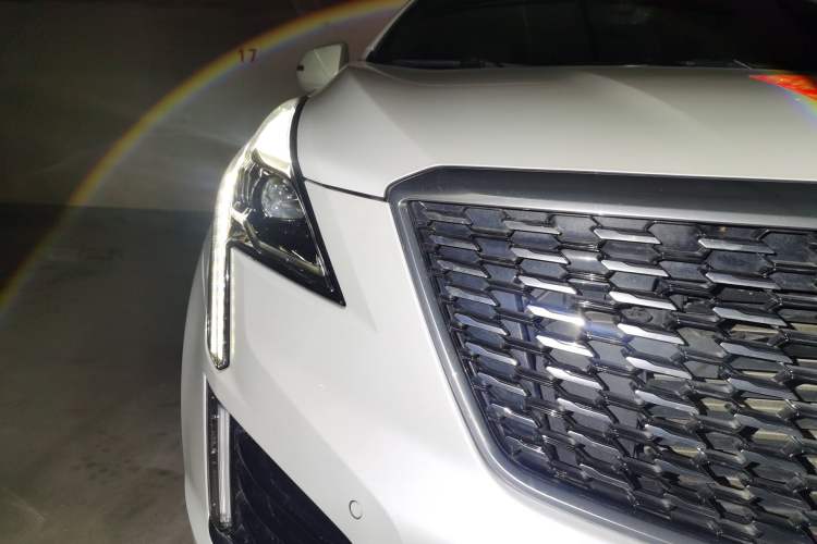 Used Cadillac XT5 2021 28T Luxury Model