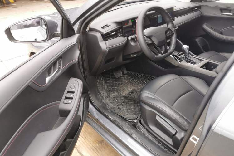 Used Roewe i5 2023 1.5L CVT Luxury Edition