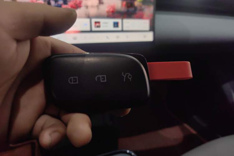 Used Lynk & Co Z20 2025 530 km Range Rear-Wheel Drive Pro Vehicle Key