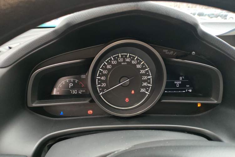 Used Mazda 3 Axela 2017 Hatchback 1.5L Automatic Luxury Model Emission Standard China V Instrument Cluster