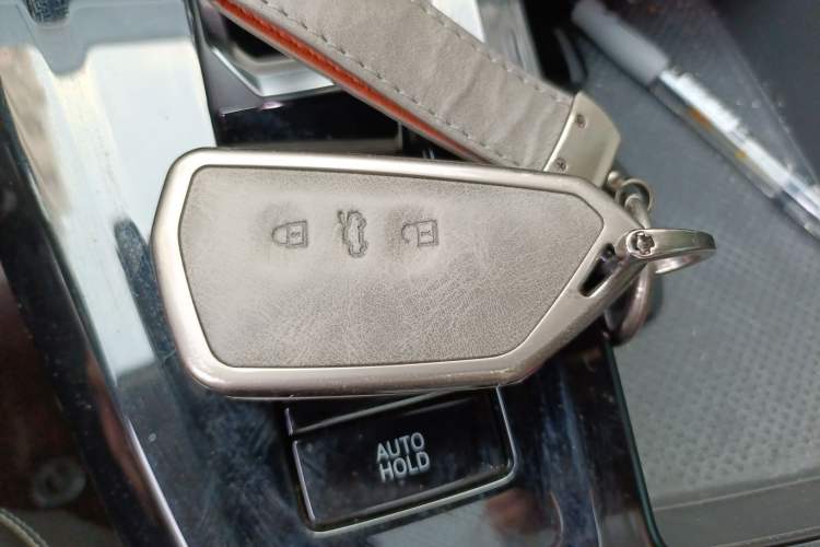 Used Volkswagen Talagon 2022 380TSI All-Wheel-Drive Luxury Prestige Pro 7-Seater Vehicle Key