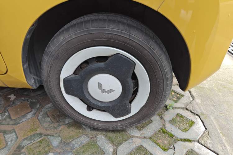 Used Wuling Hongguang MINIEV 2021 Macaron Premium Model – Lithium Iron Phosphate Exterior 7