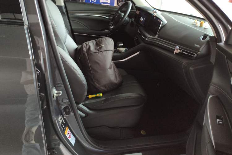 Used CHANGAN CS75 PLUS 2021 1.5T Automatic Prestige Model
