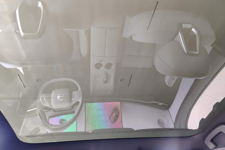 Used Nissan N7 2025 510 Pro Headliner