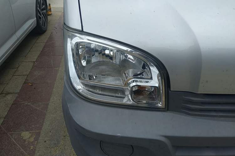 Used Wuling Zhiguang 2020 1.2L Practical Model China VI LSI
