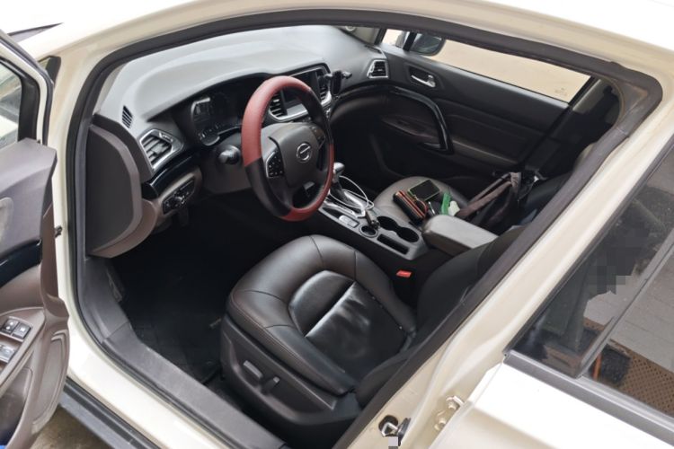 Used GAC Trumpchi GS4 2016 235T G-DCT Luxury Edition Driver Seat