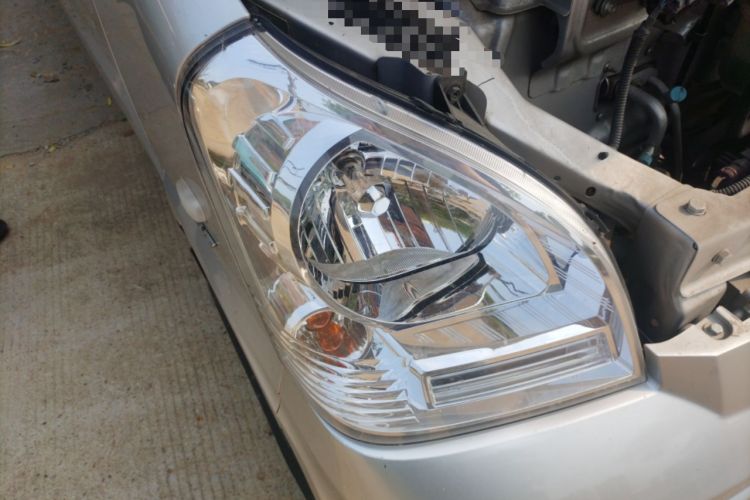 Used Wuling Rongguang 2019 1.5L Extended-Body Van Base Model with 2 Seats Right Front Headlight