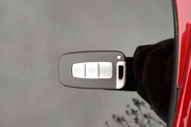 Used Hyundai Veloster 2011 1.6L Automatic Flagship Edition Vehicle Key