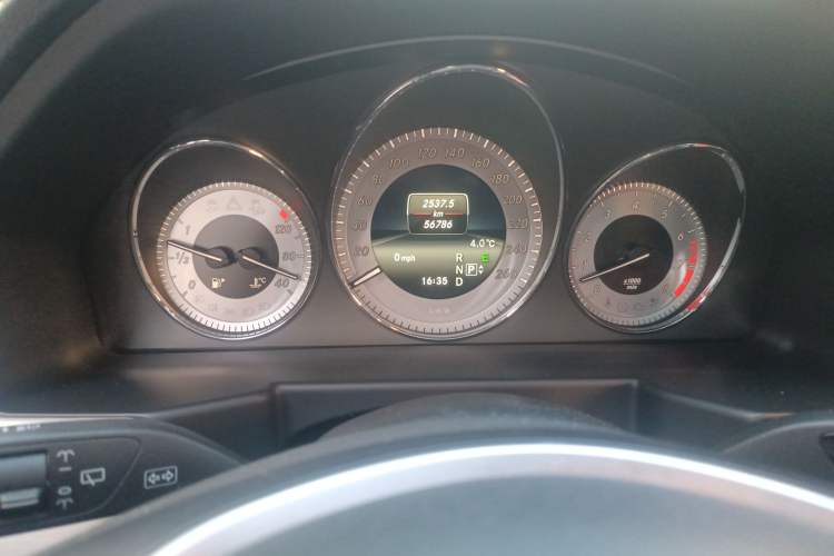 Used Mercedes-Benz GLK-Class 2013 Facelift GLK 300 4MATIC Fashion Edition