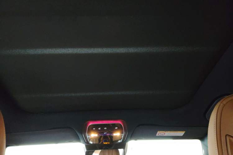 Used Mercedes-Benz E-Class 2025 Facelift E 300 L Luxury Sport Edition Headliner